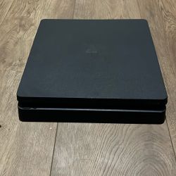 PS4 SLIM 