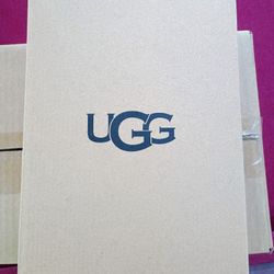 UGG LUCIAH Womans 9 