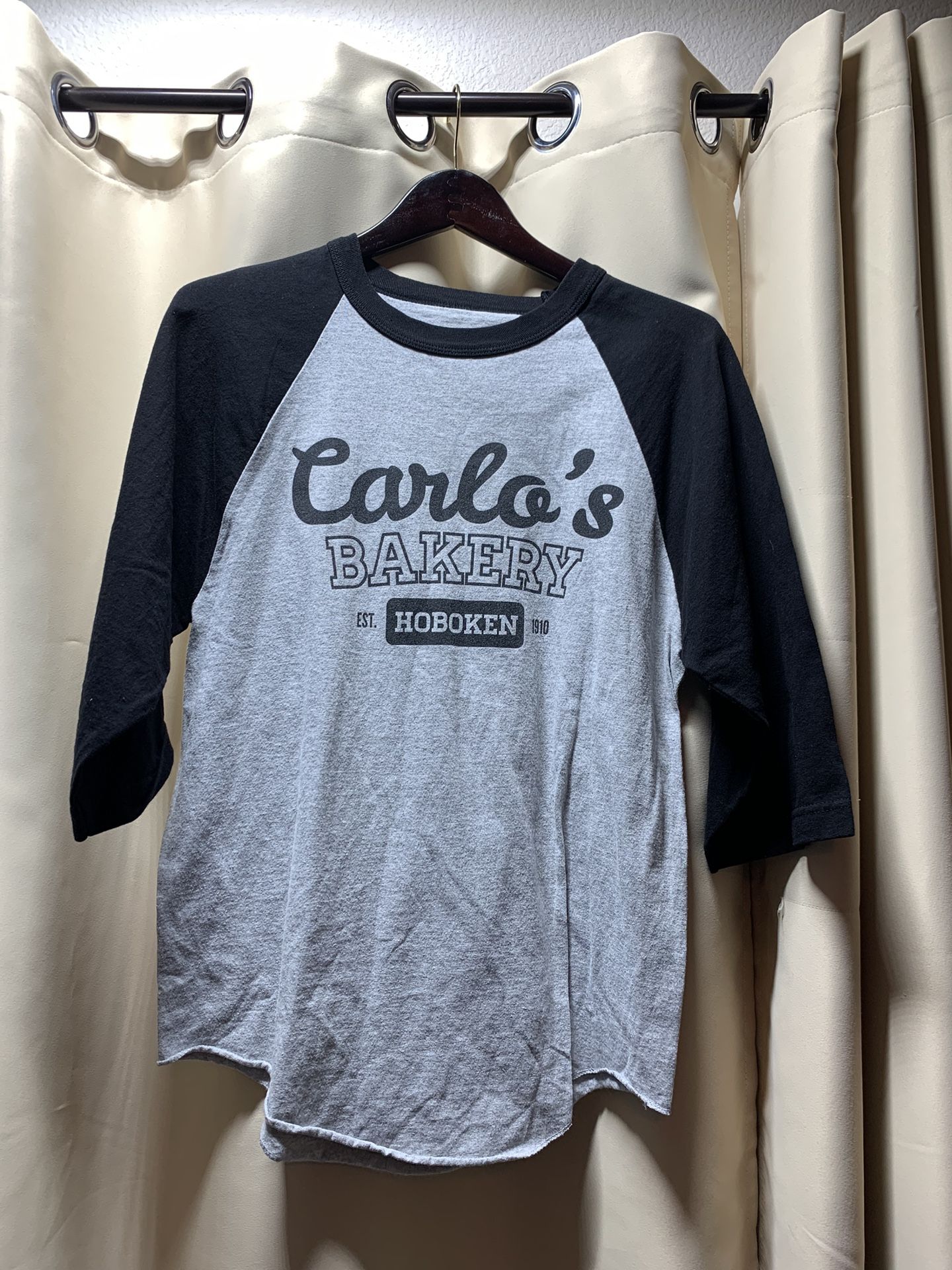 Carlos bakery T-shirt signed by Maddalena & Mauro Castano