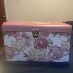 “Cute Flower Box”