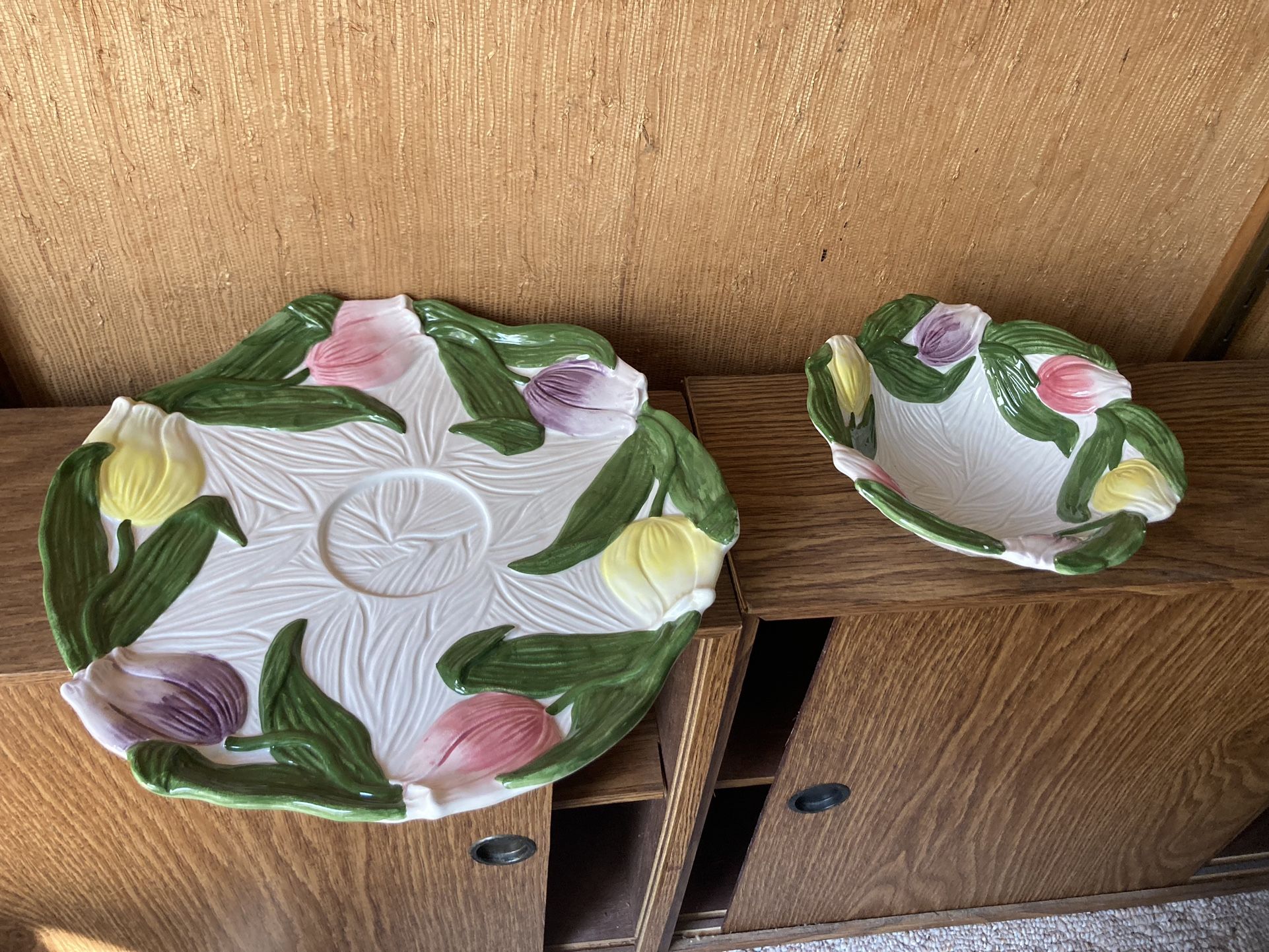 mnibus Japanese Hand Painted Tulips Flowers Serving Plate 12” Round and 7” Bowl Easter