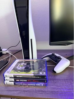 PlayStation®5 console – 1TB controller and games