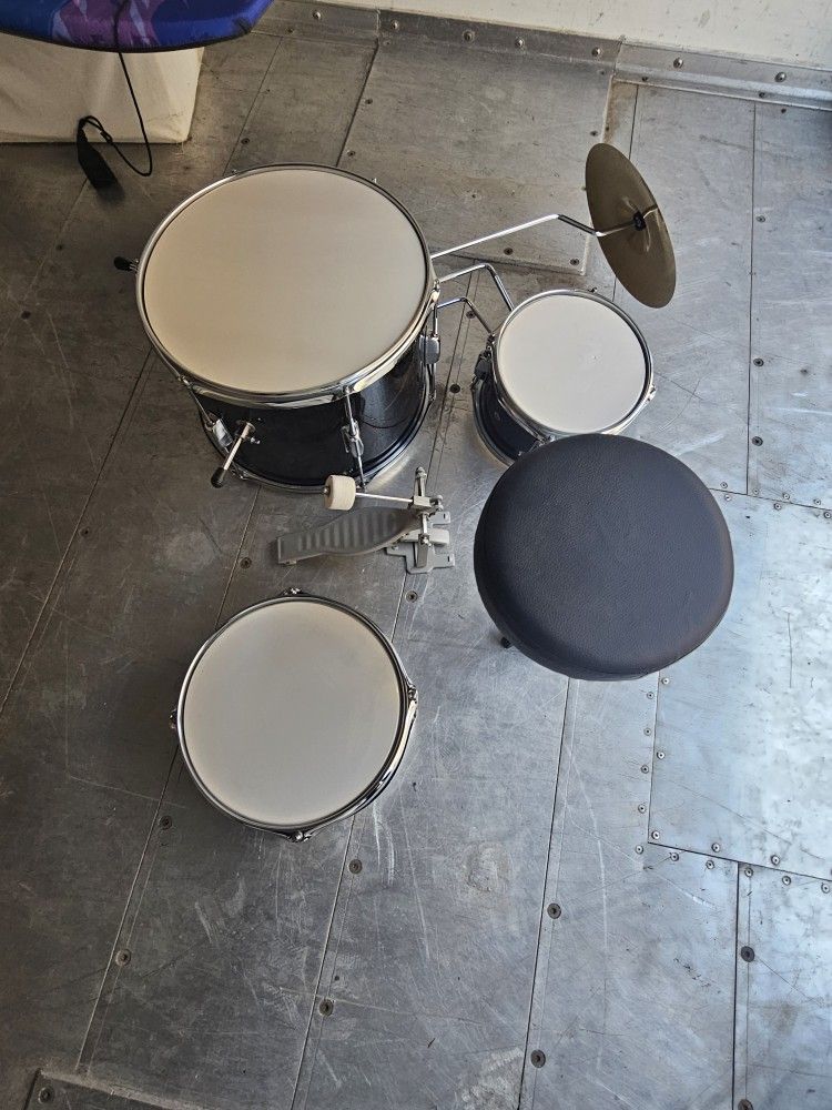 Millenium MX Jr. Junior Drum Set