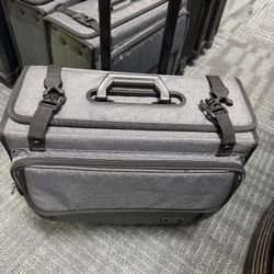 Solo NY Rolling Laptop / Travel Bag – MUST GO