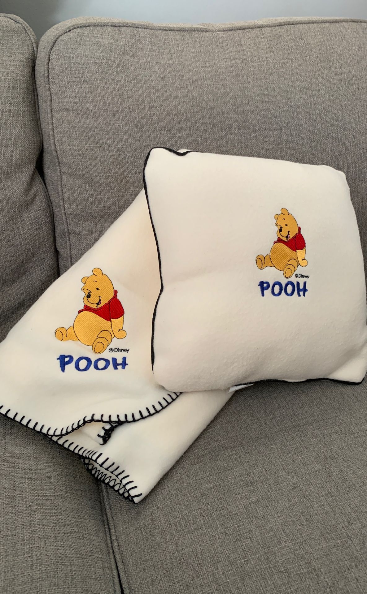 Pooh Throw Blanket & Pillow