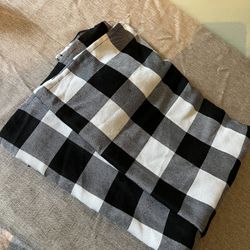 Tablecloth 84”x60”