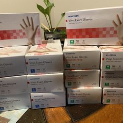 😍😍😍20 boxes for $100!!!👏—- each individual box has 100 single gloves--medical grade powder free  gloves. —Guantes grado médico—(cada caja tiene 10