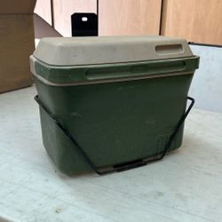 Small Golf Cart Cooler With Mount. 