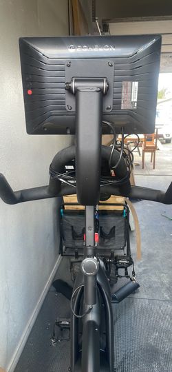 Connect Echelon sport bike
