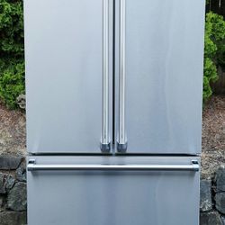 VIKING Refrigerator Counter Depth W36xD28xH69 Inches 