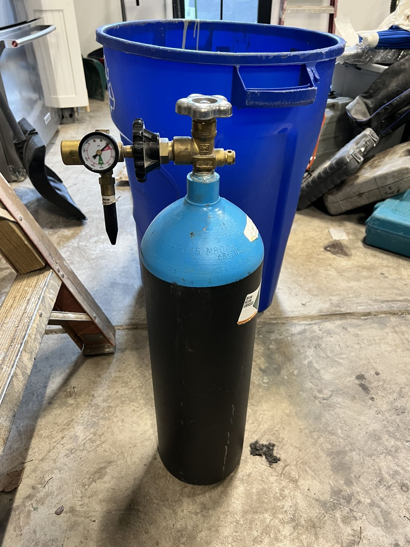 Helium Tank