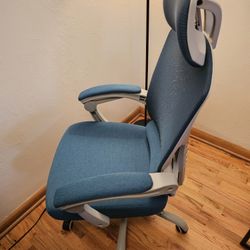 Ergonomic Mesh Office Chair