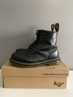 Doc Marten 1460 Leather Combat Boot 