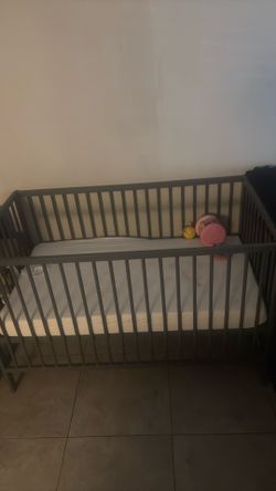 Baby crib