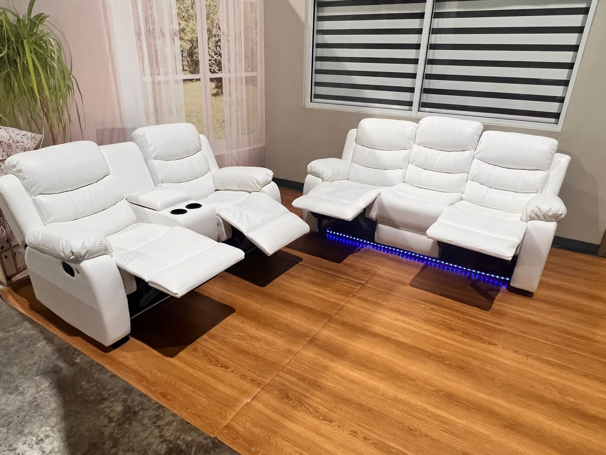 Brand New Reclining Sofa and Loveseat / Sofa y Loveseat Reclinables Nuevos a Estrenar … Fast 🚚