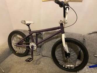 Gt bmx race bike with with race hubs