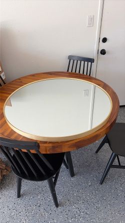 36x36 in diameter mirror