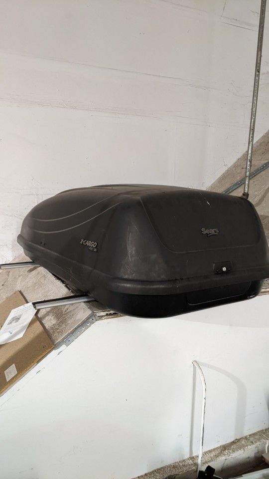 Sears XCargo Sport20 Roof top cargo carrier. for Sale in Pompano