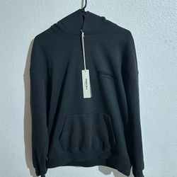 Essential Hoodie 