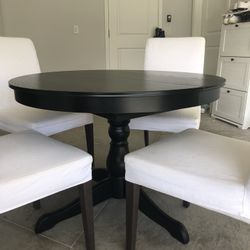 Dining Room Table With Four Chairs 
