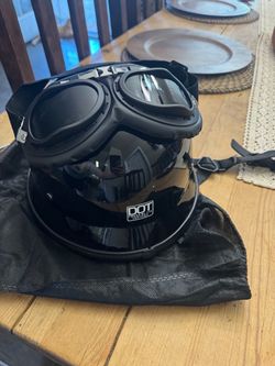 DOT Certified Gloss Black Motorcycle Helmet with Goggles