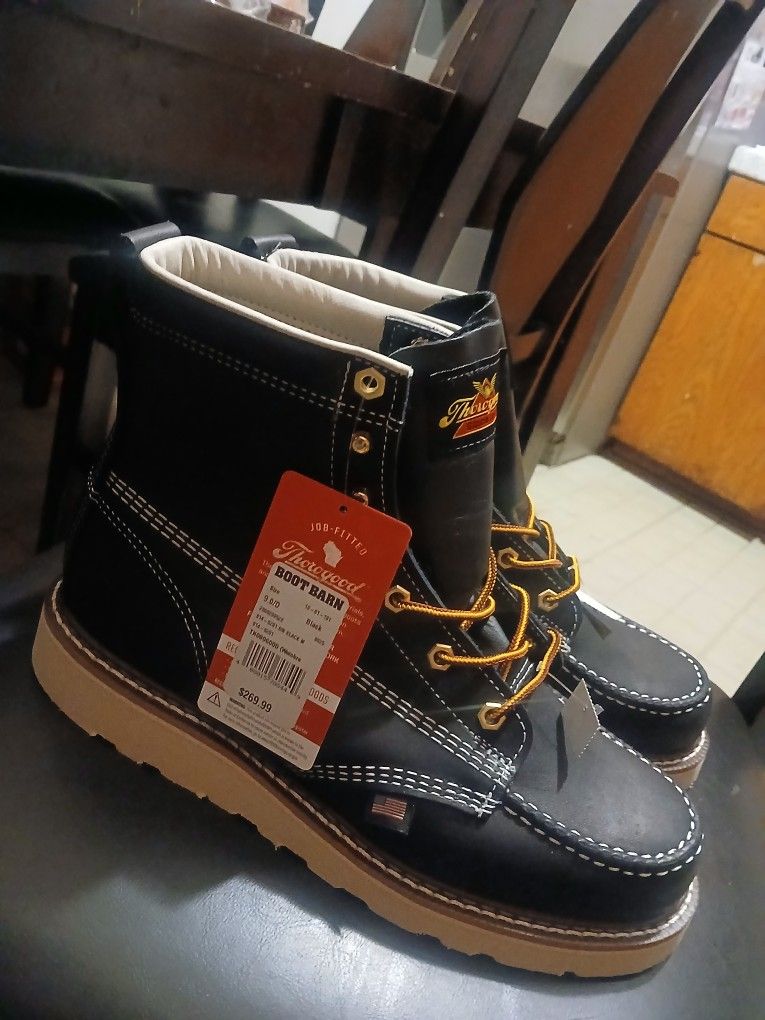 Thorogood Size 9 Boots