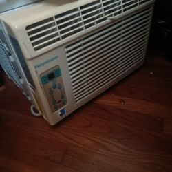 Window Unit Air Condis