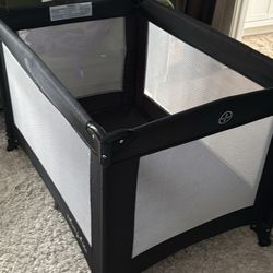 Portable Pack N Play Travel Crib