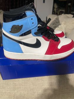 NIKE SWOOSH STRIPE ARE