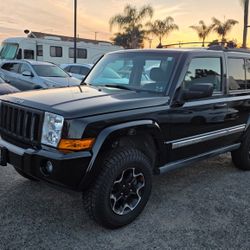 2010 JEEP COMMANDER SPORT 4WD  