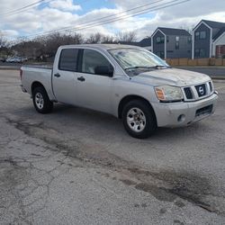 2004 Nissan Titan 