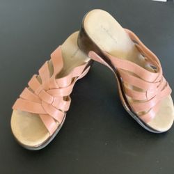 G.H.BASS wedge sandal