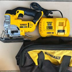 Dewalt 20 V Max