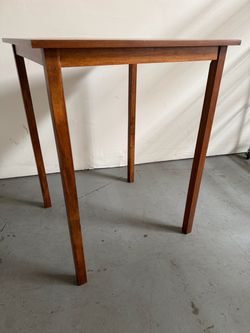 Bar height table