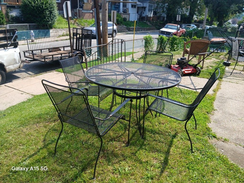 Metal Table And Chairs