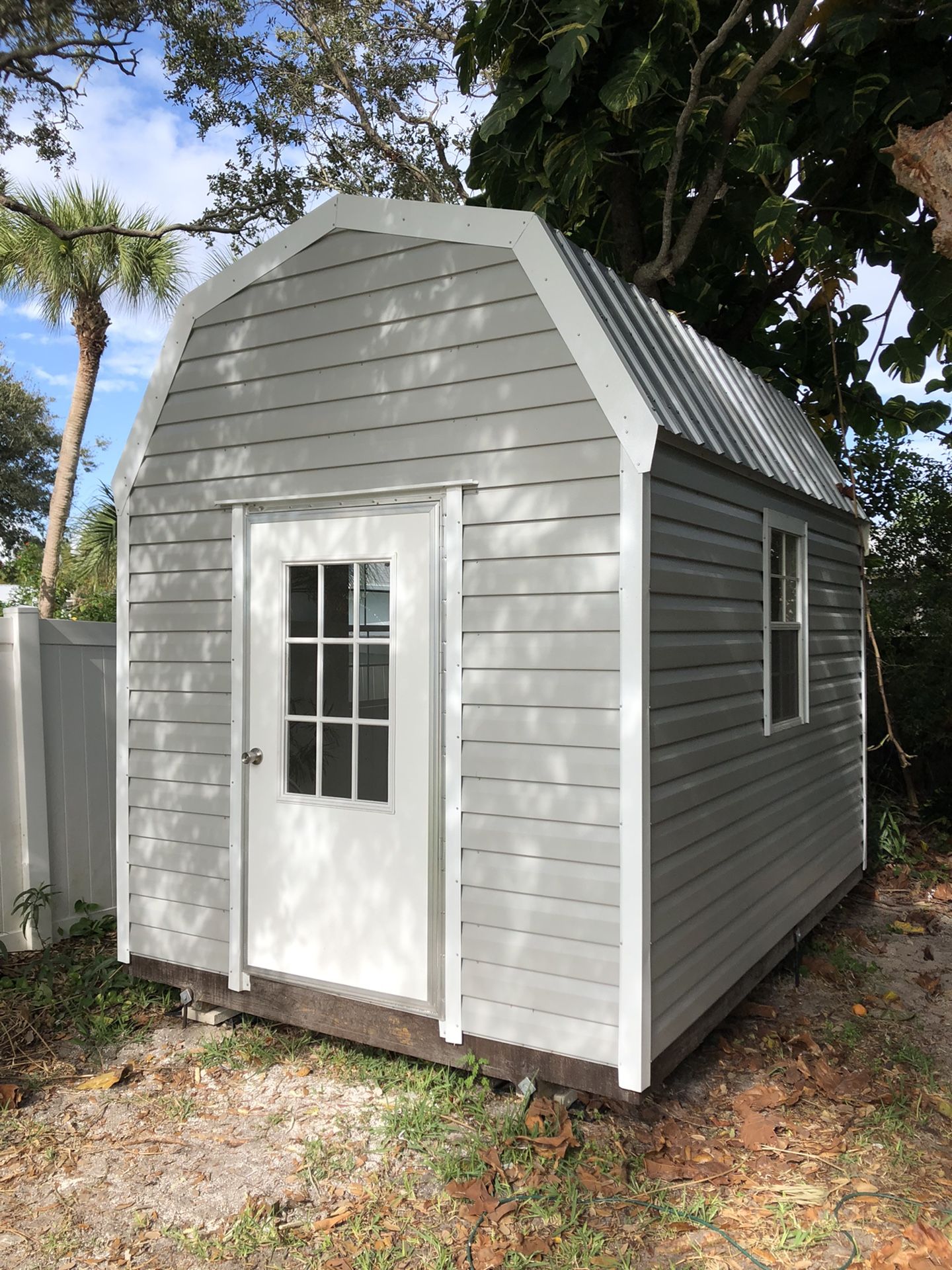 8x12 FINISHED STUDIO/SHED