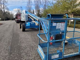 Genie S-45 (45' Boom Lift) 
