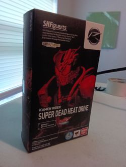 S.H. Figuarts Kamen Rider Super Dead Heat Drive