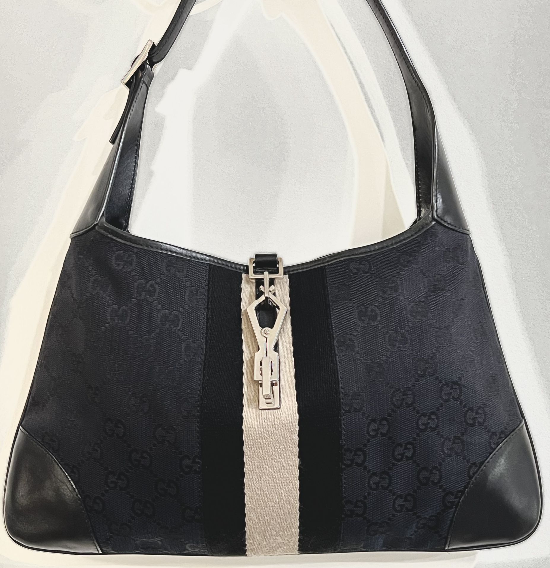 GUCCI GG Y2K Vintage Jackie Line 001 4057 Black Hobo Shoulder Bag Purse Great Condition Medium Size
