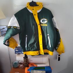 Pro Player Green Bay Jacket With T Shirt 