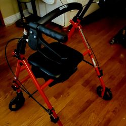 Drive Medical rollator walker. four-wheeled rolling walker