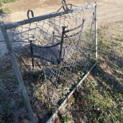 Gate