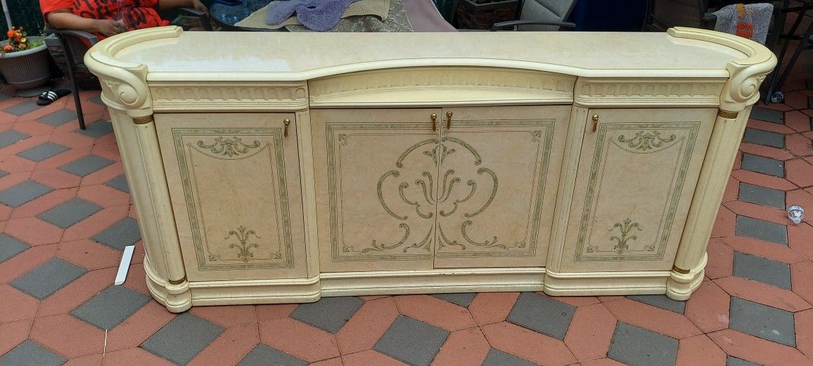 Antique Cabinet Perfect For Living Room Decor