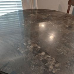 Single Pedestal Table 