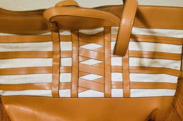Stella and dot beach tote