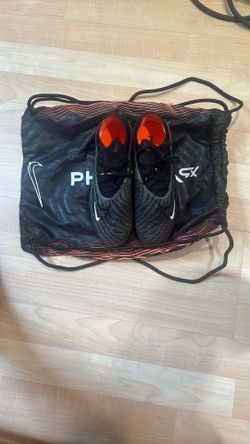 Nike Phantom GX Soccer Cleats