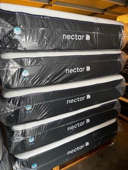 Nectar Mattress Nectar Premier cal,-king Size - 13" Thick Memory foam mattress Brand new mattress Delivery available