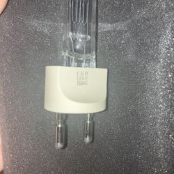 USHIO 120v Halogen Lamp