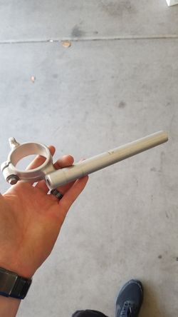 Left clip on gsxr 750