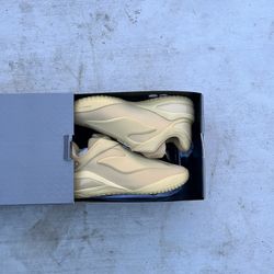 Shai 001 ‘butter’ 